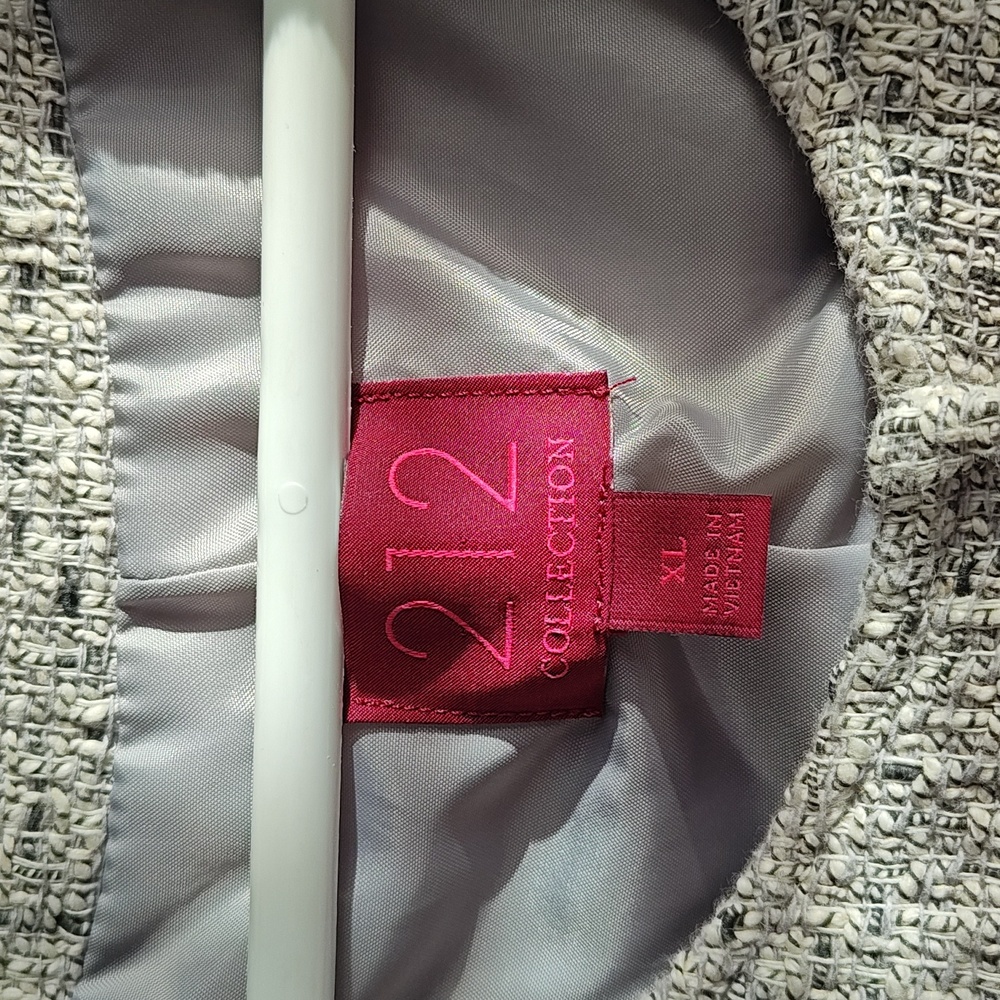 212 Collection Blazer - Picture 3 of 6